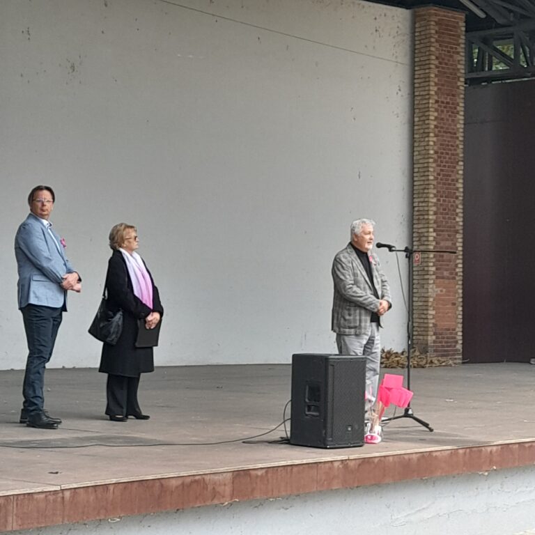 Emlőrák elleni rendezvény. Balatonlelle, 2025.